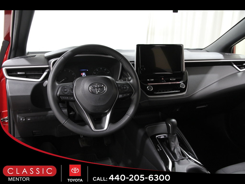 Used 2025 Toyota Corolla SE image 6