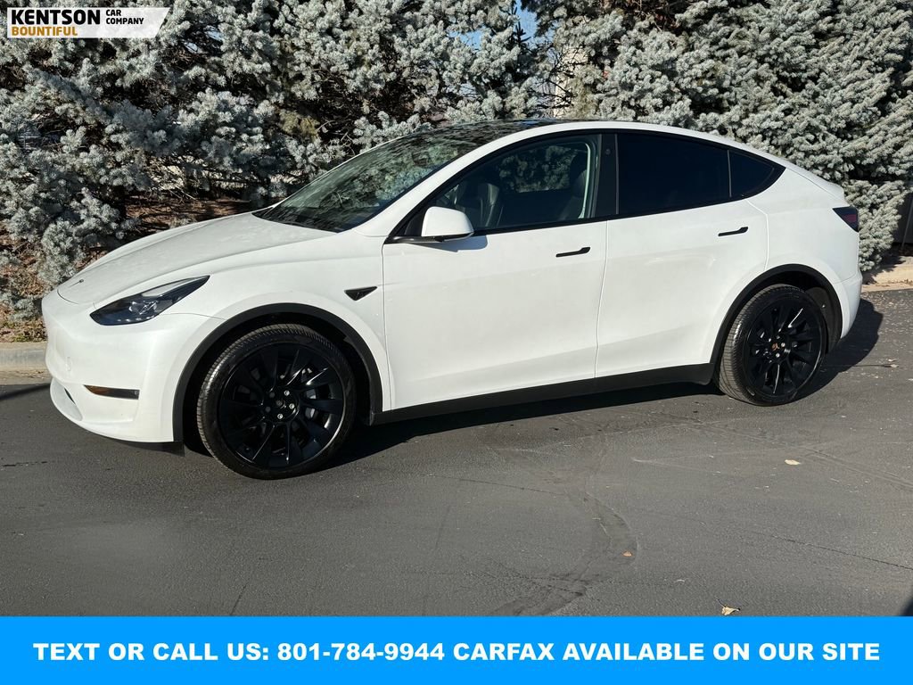 Used 2023 Tesla Model Y Long Range image 1