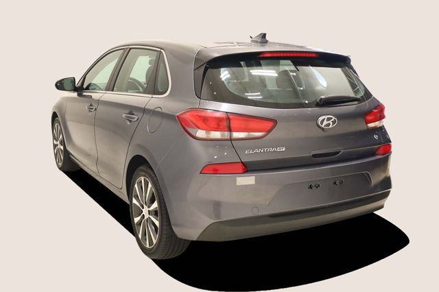 Used 2018 Hyundai Elantra GT FWD image 8