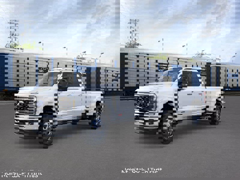 New 2026 Ford F450 4x4 Crew Cab Super Duty image 1