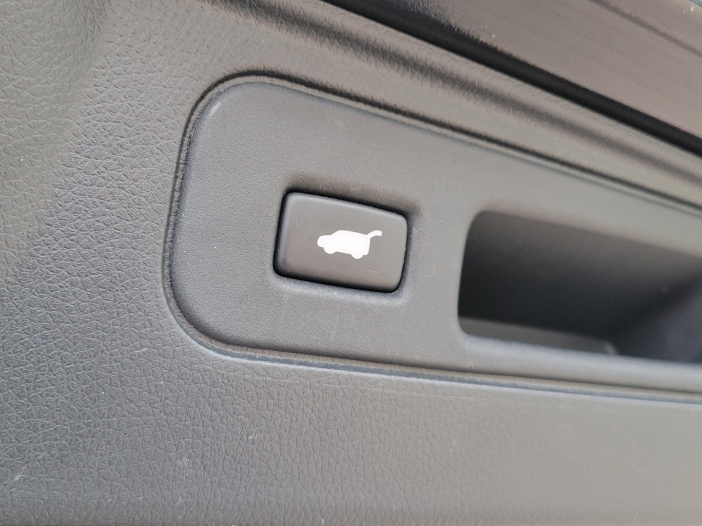 Used 2023 Honda Passport EX-L image 9