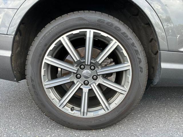 Used 2018 Audi Q7 3.0T Premium Plus AWD/4WD image 17
