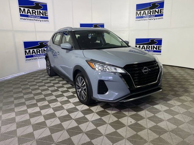Used 2023 Nissan Kicks SV FWD image 1