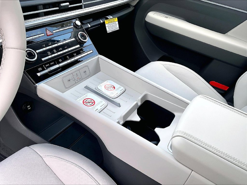 New 2026 Hyundai Santa Fe SE AWD/4WD image 23