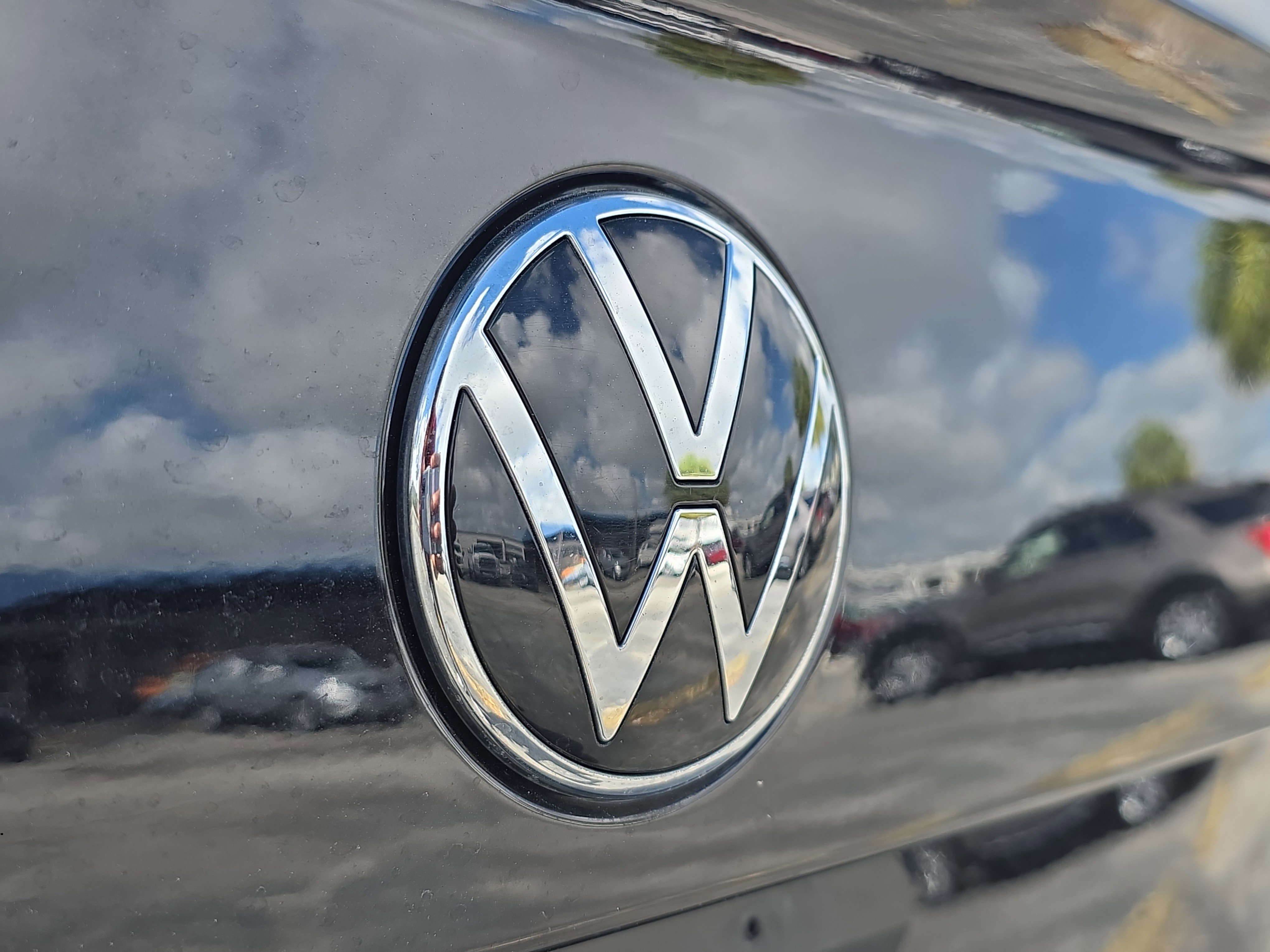 Used 2024 Volkswagen Jetta SE image 49