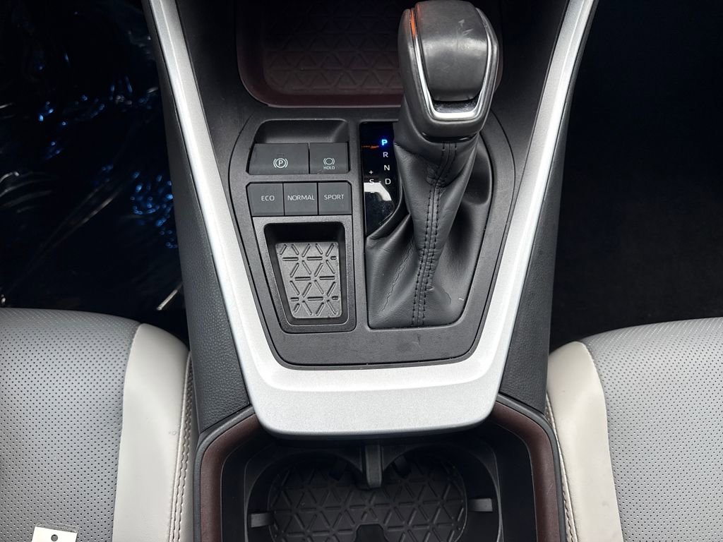 Used 2024 Toyota RAV4 Limited image 21