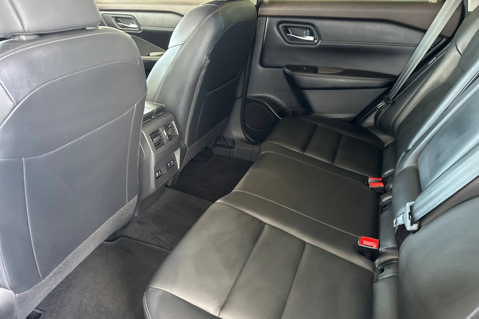Used 2023 Nissan Rogue SL w/ SL Premium Package FWD image 13