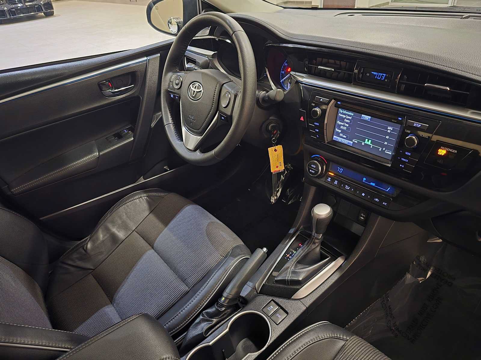 Used 2014 Toyota Corolla S FWD image 29