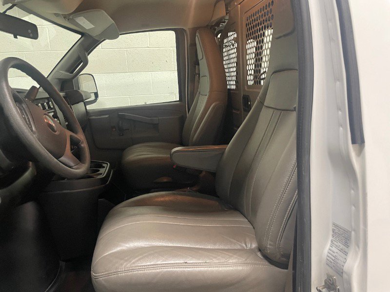 Used 2020 GMC Savana 3500 G3500 Cargo w/ Driver Convenience Package image 6