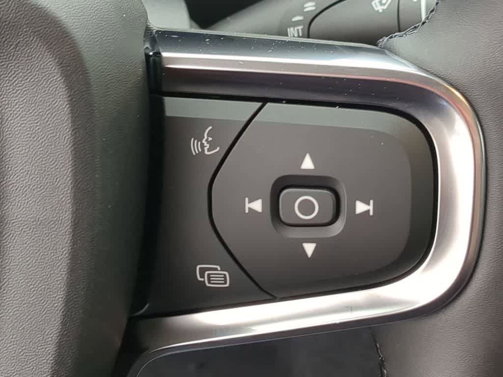 New 2026 Volvo XC40 B5 Core w/ Protection Package Premier AWD/4WD image 22