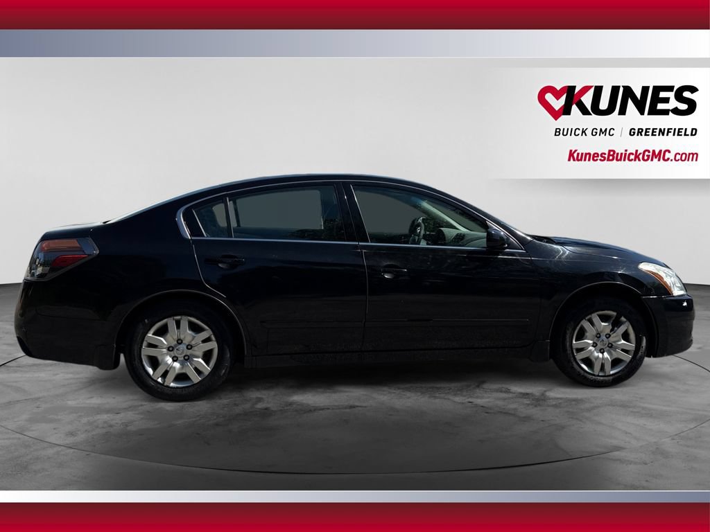 Used 2012 Nissan Altima 2.5 S FWD image 11