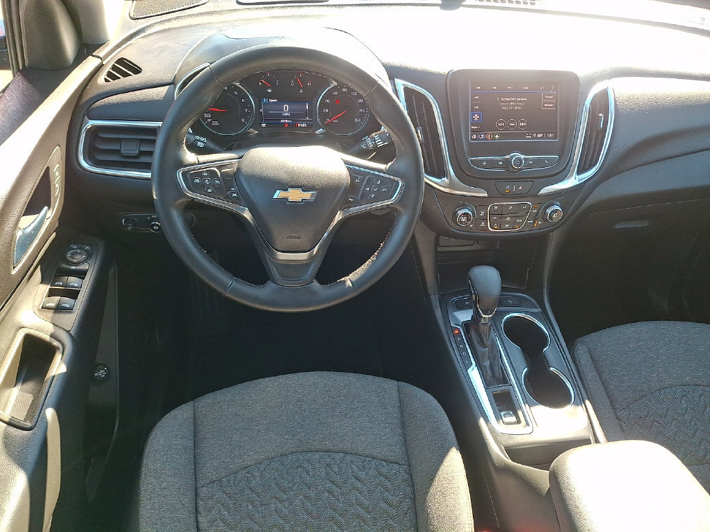Used 2024 Chevrolet Equinox LT AWD/4WD image 2