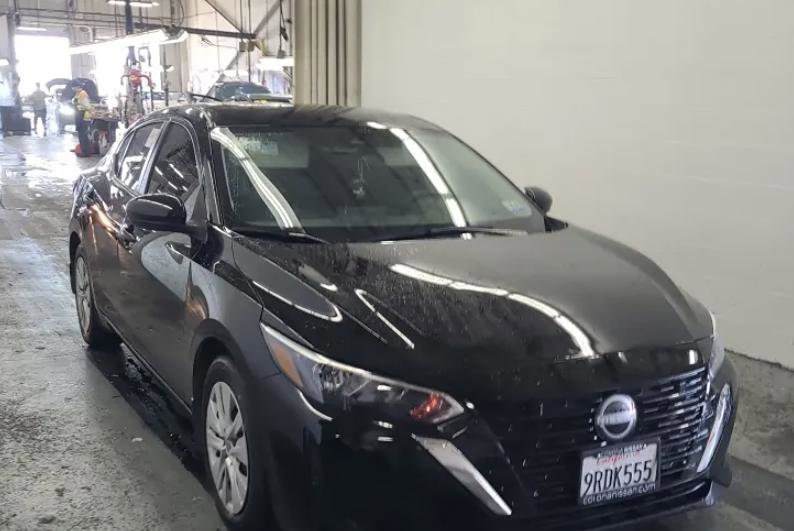 Used 2025 Nissan Sentra S FWD image 3