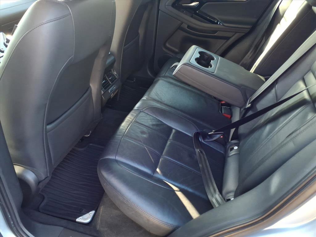 Used 2020 Land Rover Range Rover Evoque SE image 8