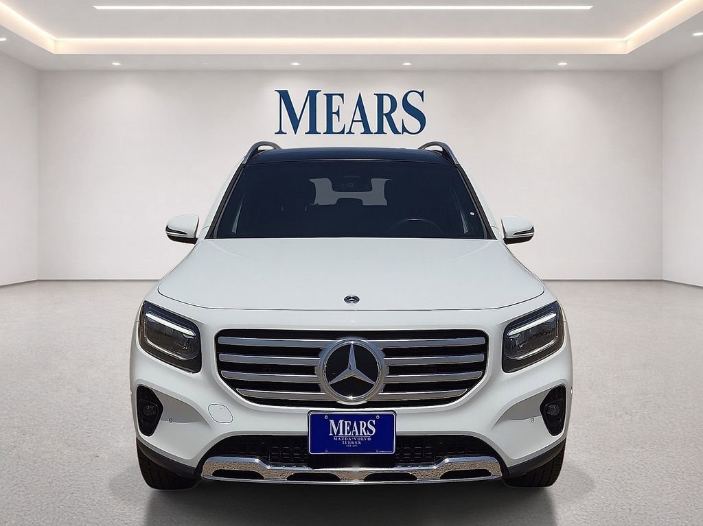 Used 2025 Mercedes-Benz GLB 250 4MATIC image 8
