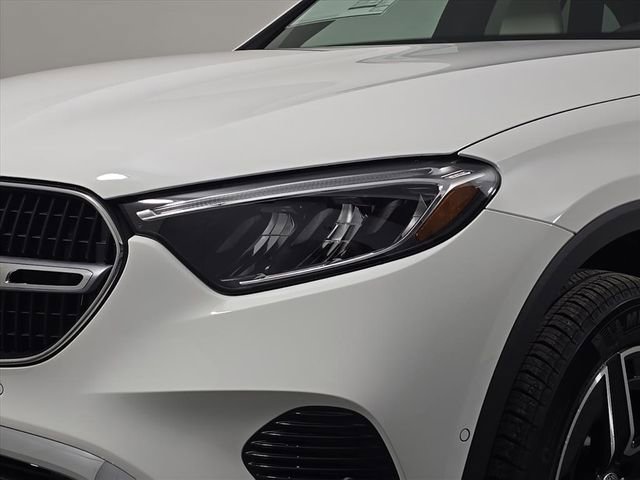 New 2026 Mercedes-Benz GLC 300 4MATIC image 12