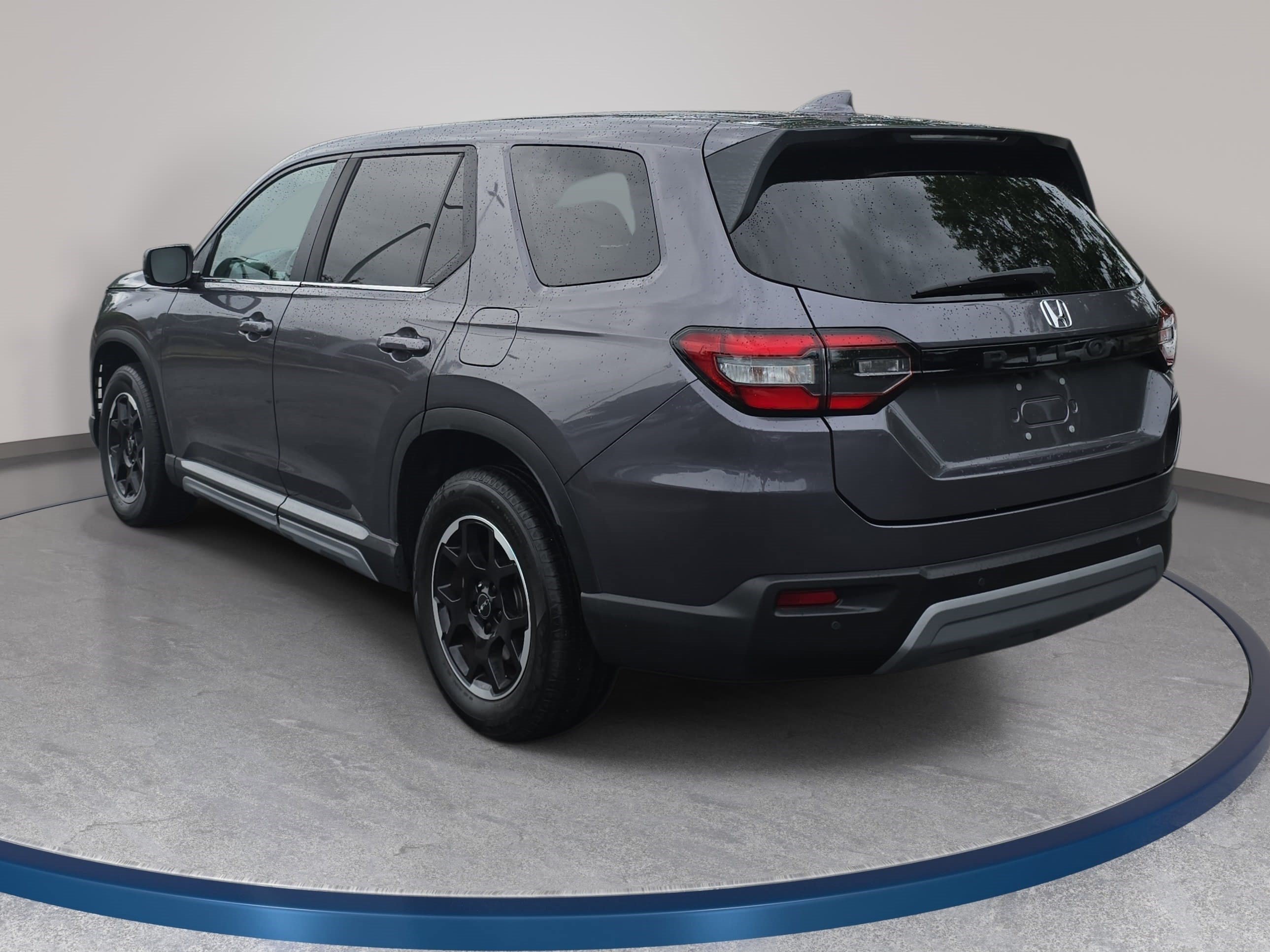 Used 2025 Honda Pilot EX-L image 7
