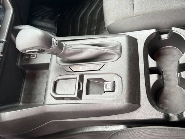 Used 2023 Chevrolet Colorado W/T RWD image 29