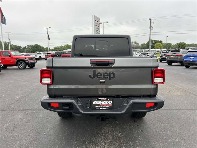 New 2025 Jeep Gladiator Sport image 6