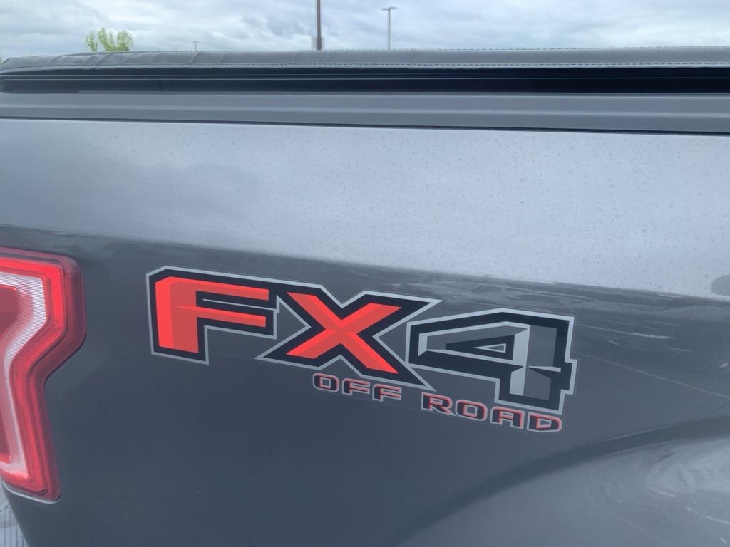 Used 2017 Ford F150 XLT w/ Equipment Group 302A Luxury AWD/4WD image 9