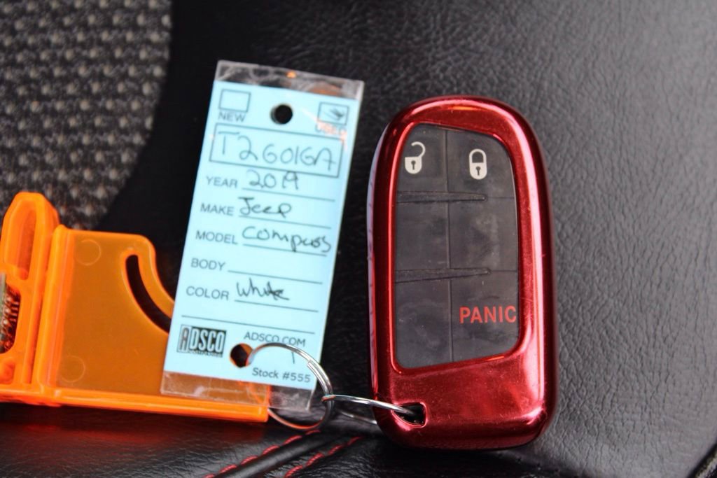 Used 2019 Jeep Compass Trailhawk image 32