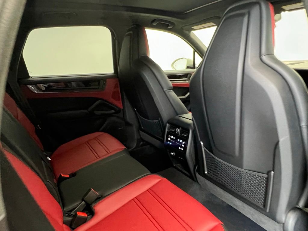 New 2025 Porsche Cayenne GTS image 16