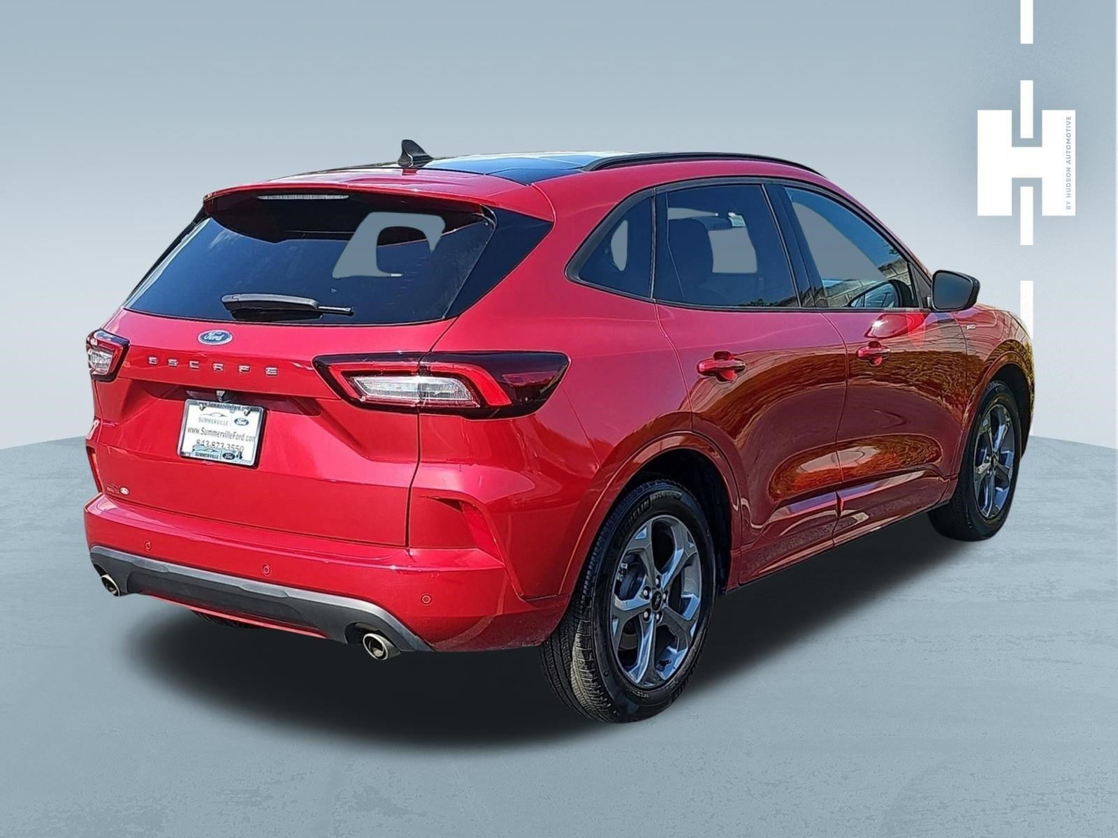 Used 2023 Ford Escape ST-Line w/ Tech Pack #1 image 2