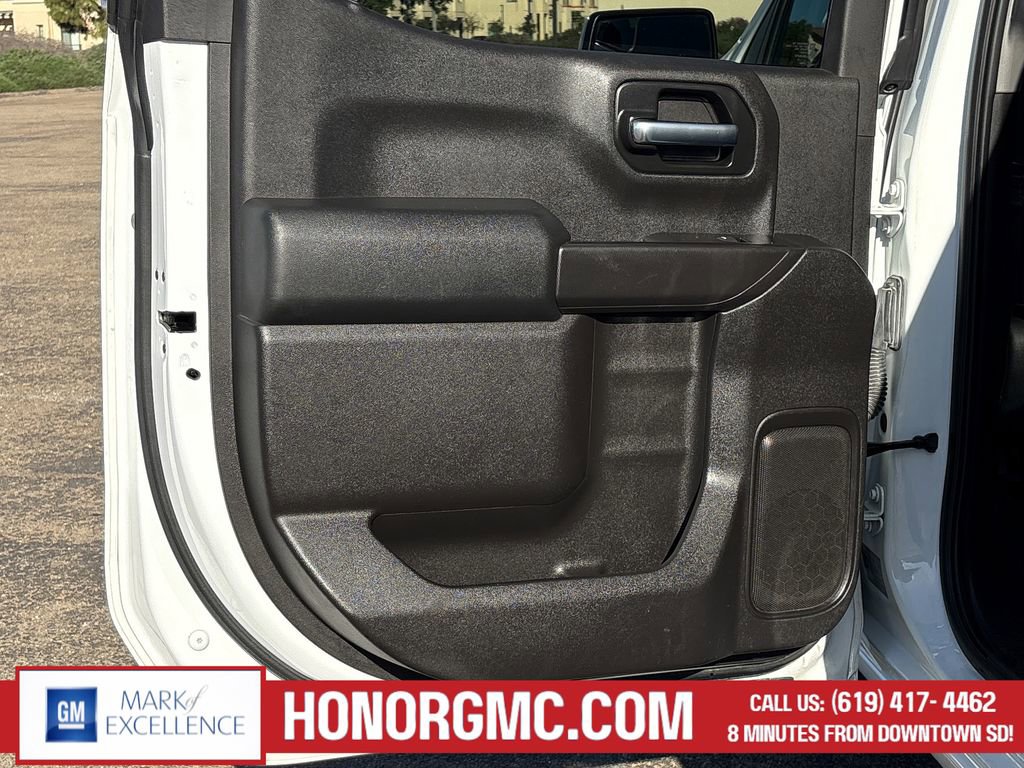 Used 2019 Chevrolet Silverado 1500 LT w/ All-Star Edition image 18