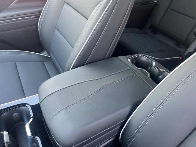 New 2025 Buick Enclave Preferred w/ Power Package image 27