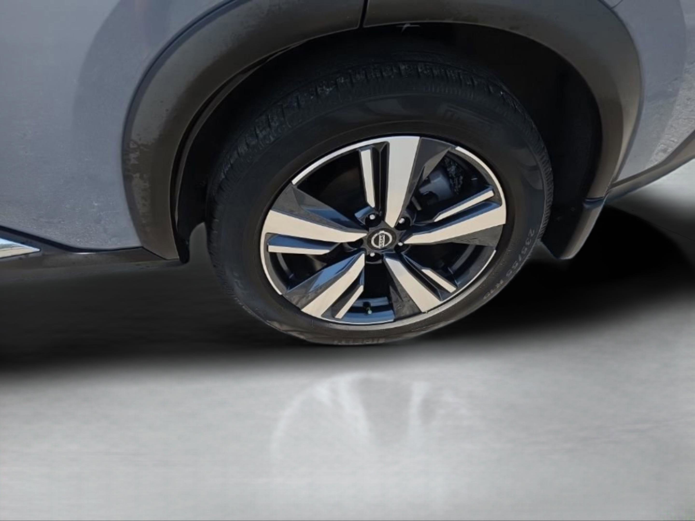 Used 2021 Nissan Rogue SL FWD image 13