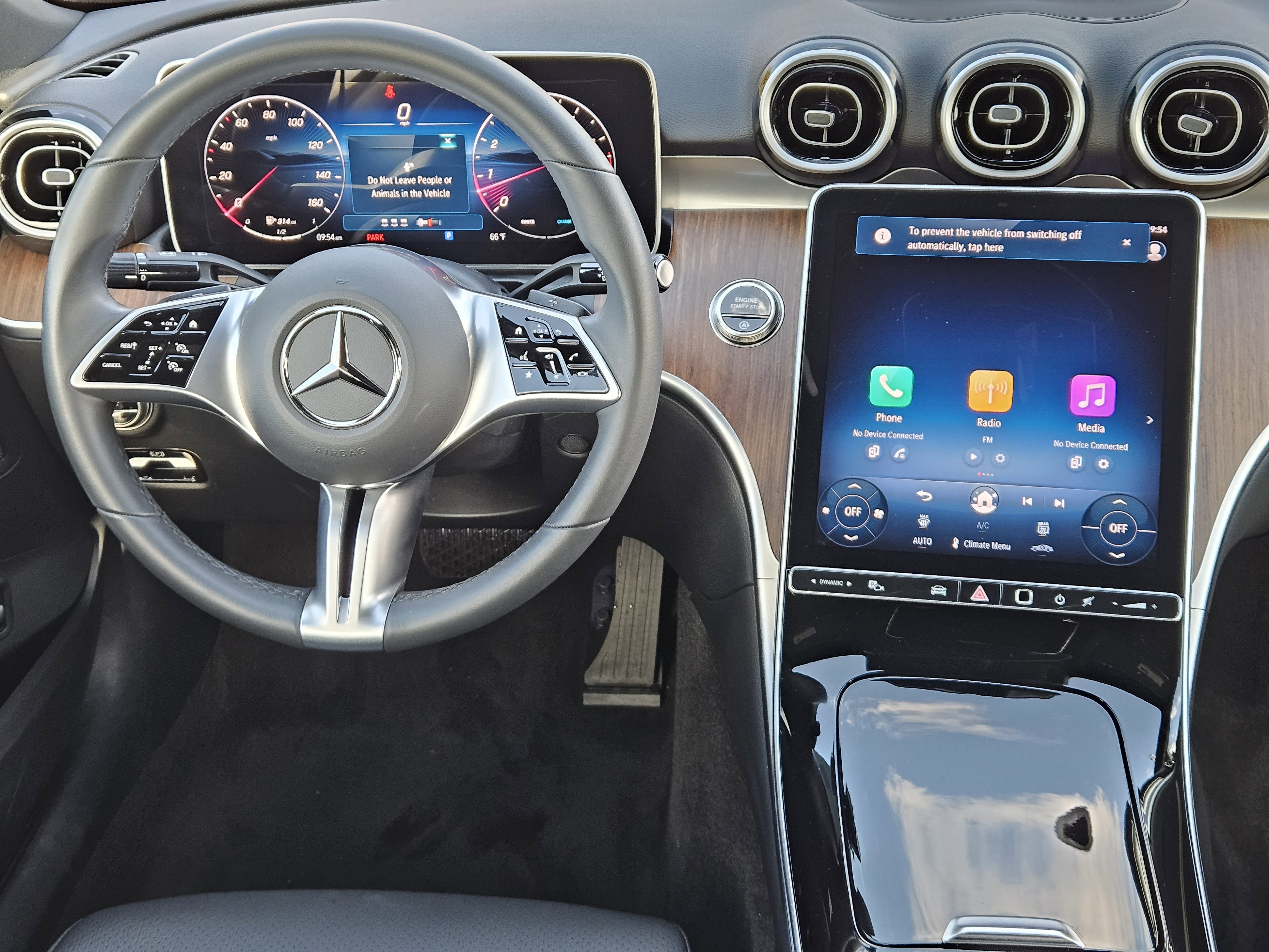 Used 2025 Mercedes-Benz C 300 Sedan image 26