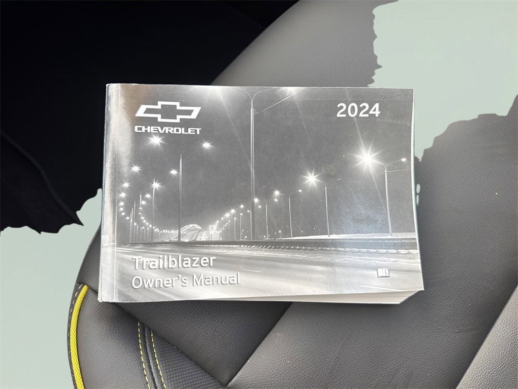 Used 2024 Chevrolet TrailBlazer ACTIV image 30