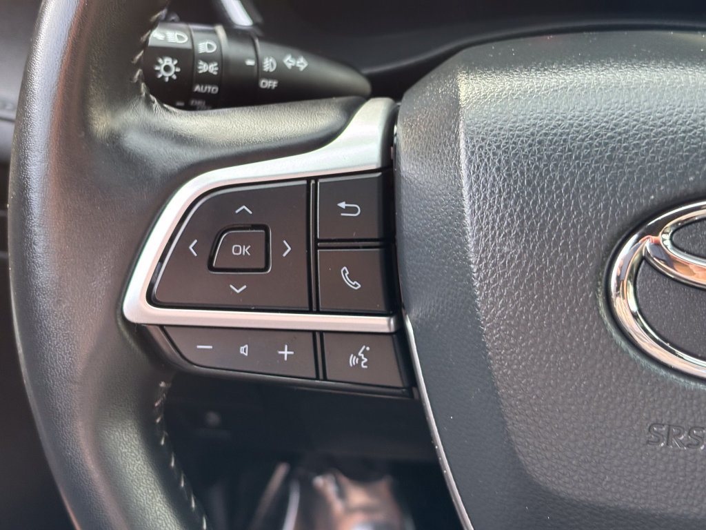 Certified 2025 Toyota Highlander XSE AWD/4WD image 35