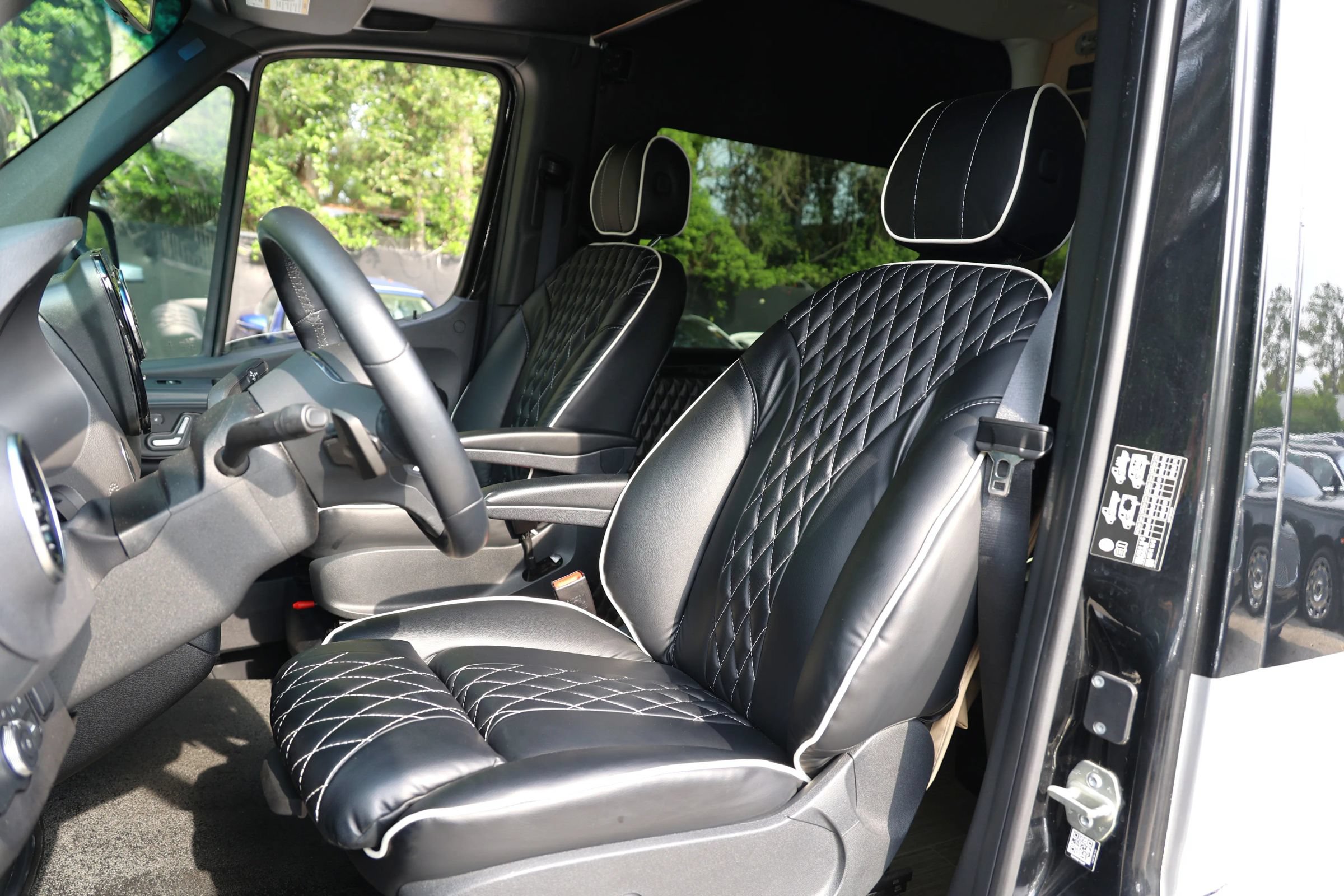 Used 2021 Mercedes-Benz Sprinter 3500 image 15