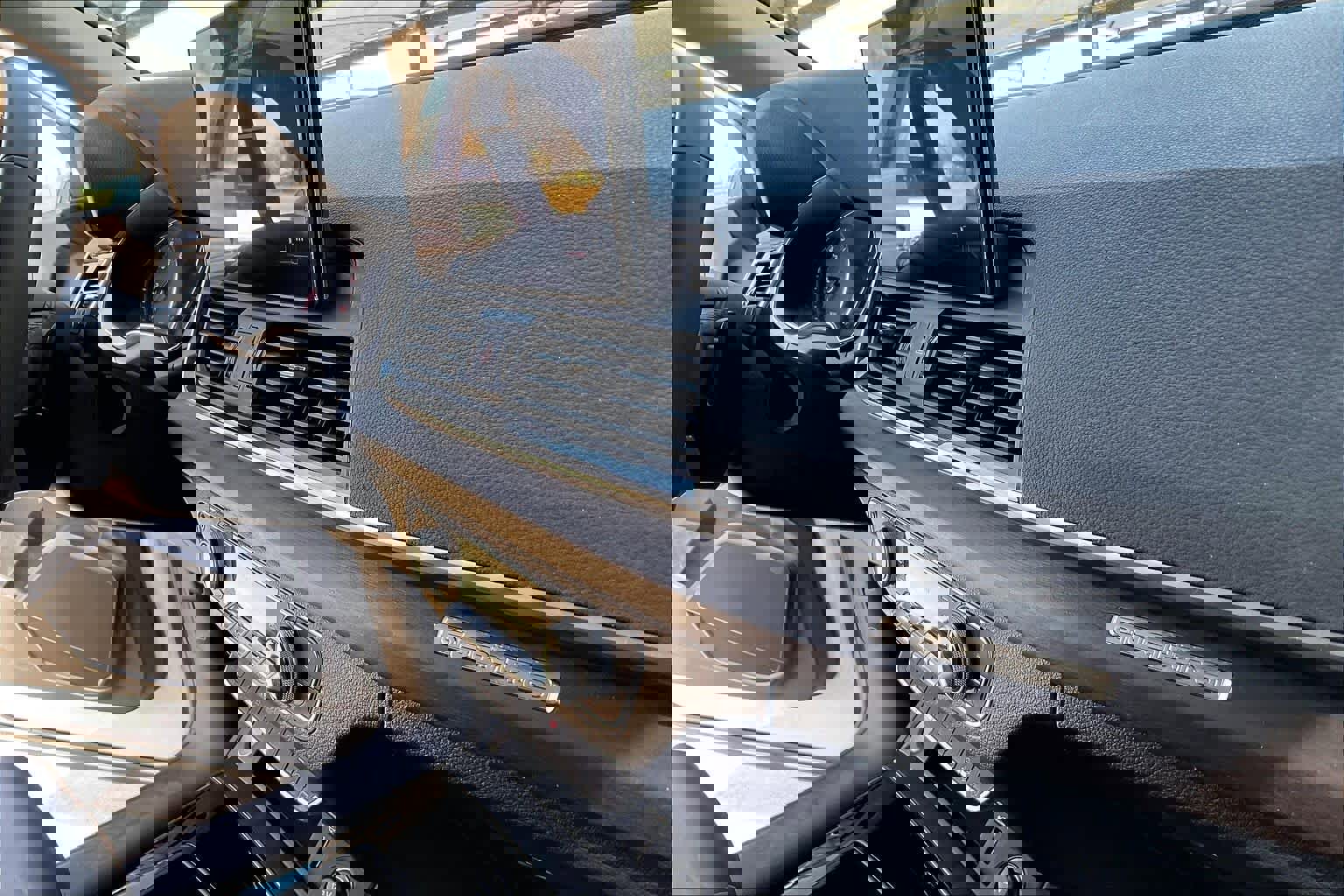 Used 2024 Audi Q5 2.0T Premium w/ Convenience Package image 18