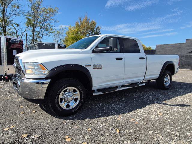 Used 2014 RAM 2500 SLT w/ Protection Group AWD/4WD image 2
