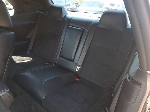 Used 2015 Dodge Challenger SRT Hellcat RWD image 18