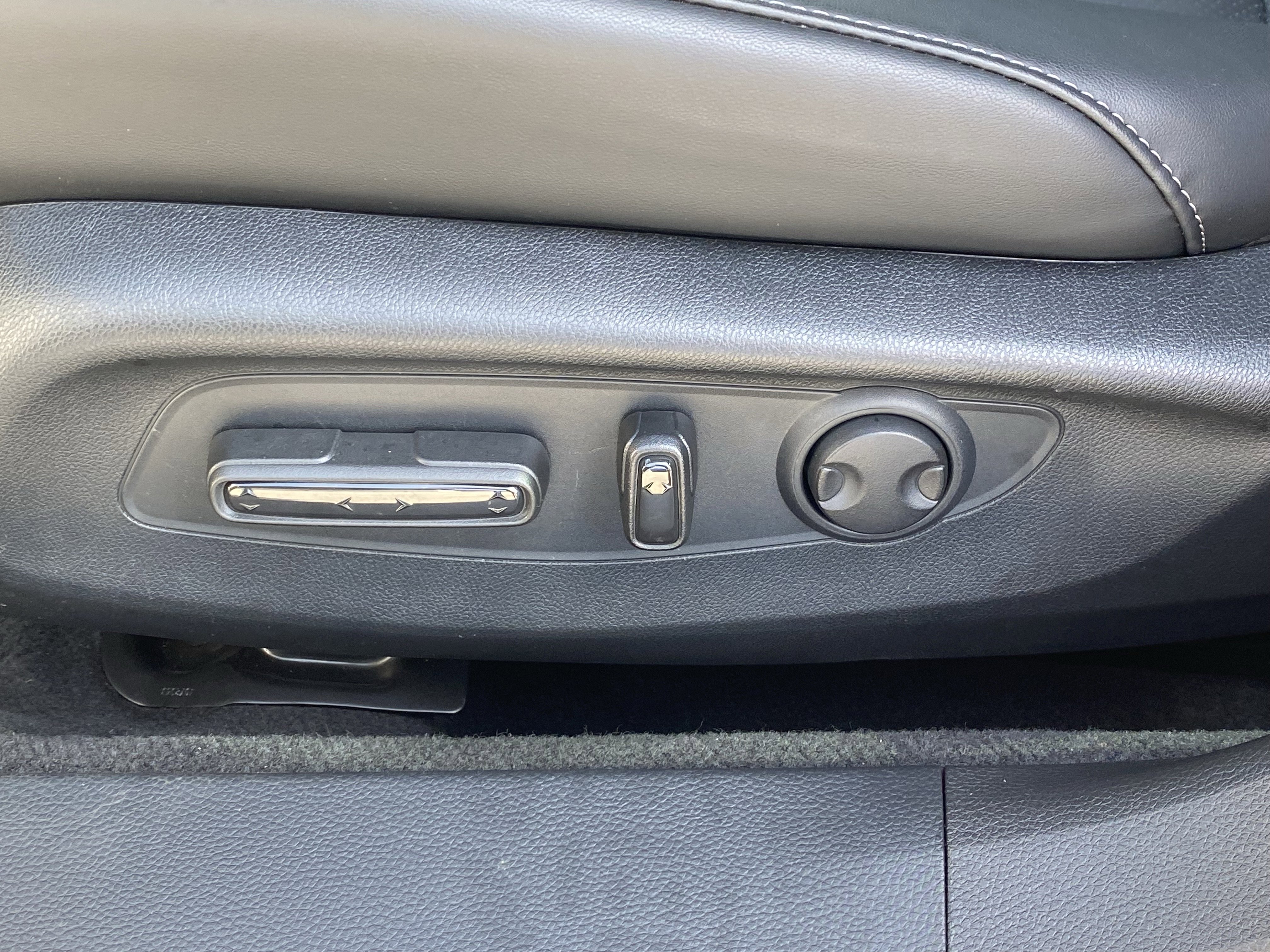 Used 2025 Honda Accord Touring image 16