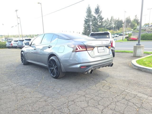 Used 2022 Nissan Altima 2.5 SR AWD/4WD image 7