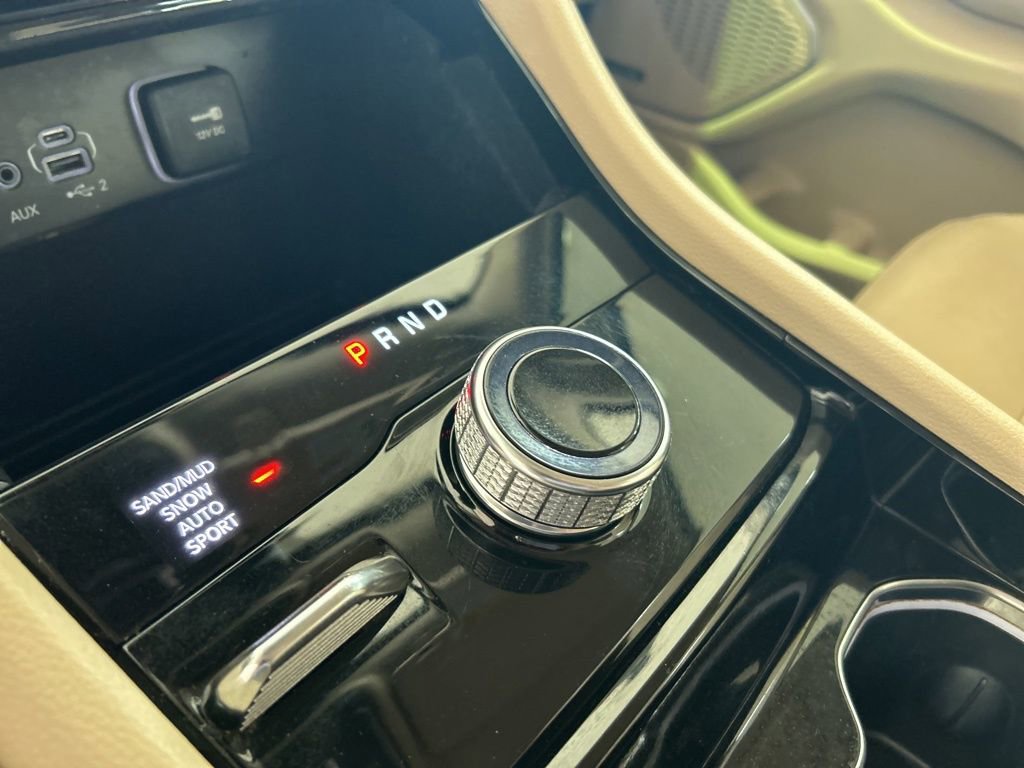 Used 2022 Jeep Grand Cherokee L Limited image 8