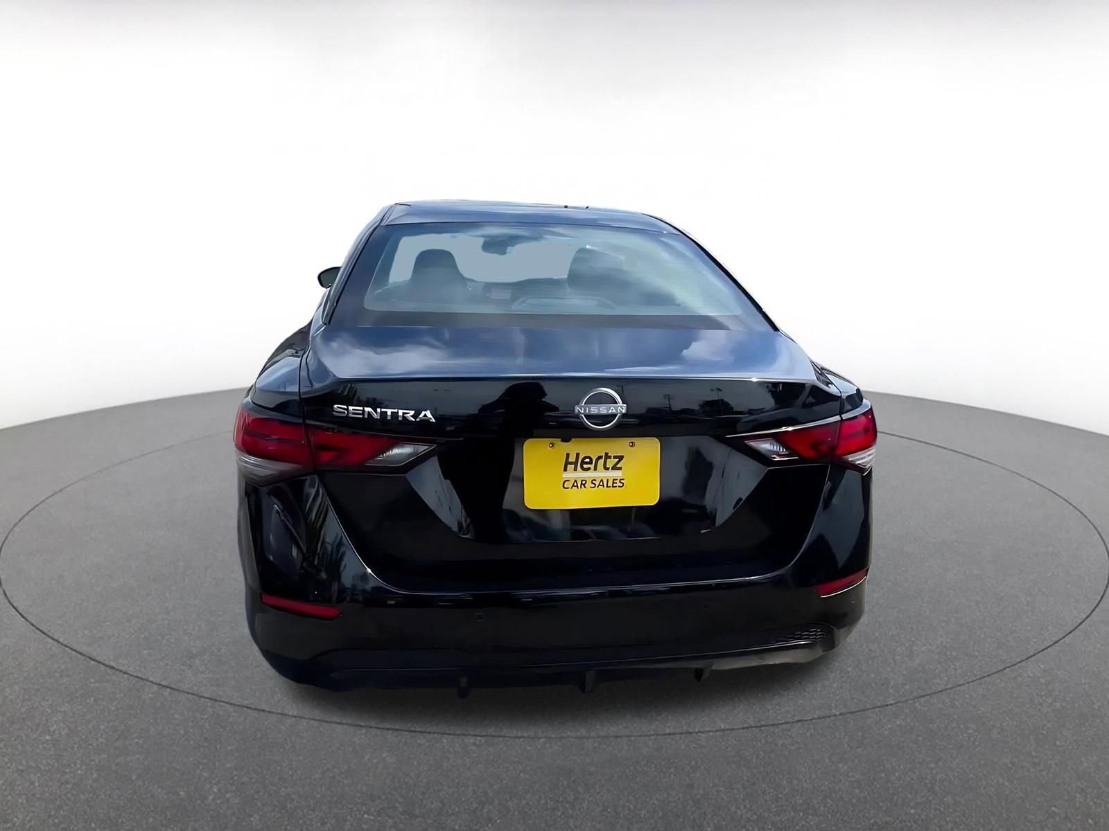 Used 2025 Nissan Sentra S image 12