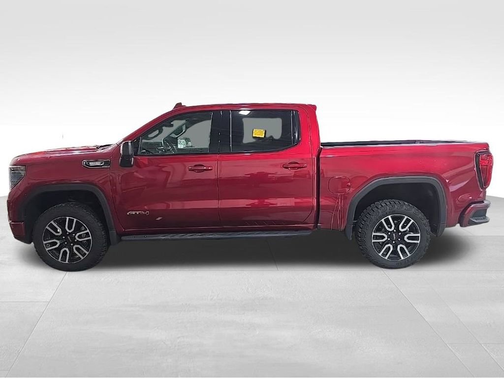 Used 2024 GMC Sierra 1500 AT4 w/ Technology Package image 4