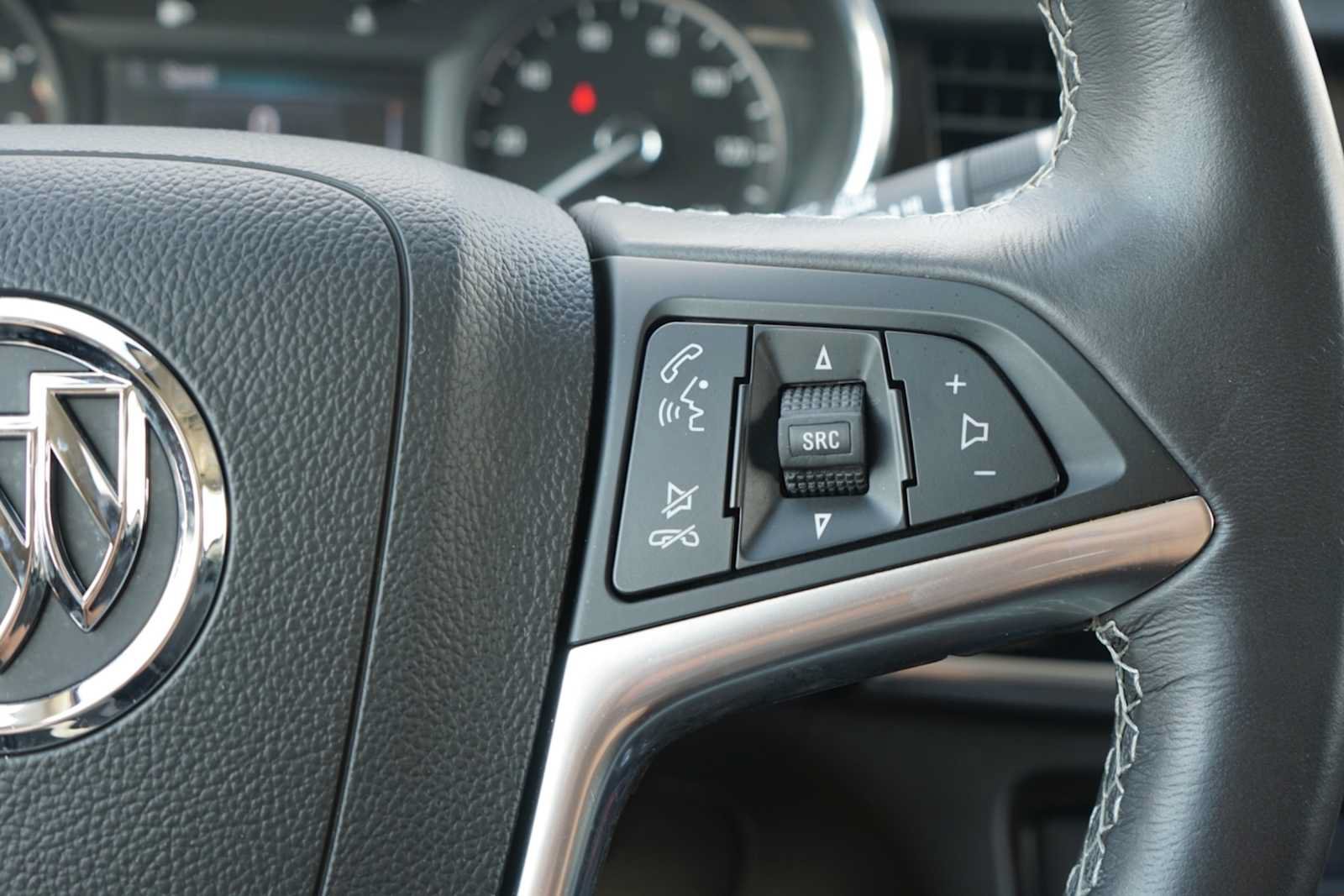 Used 2019 Buick Encore Preferred w/ Safety Package FWD image 14