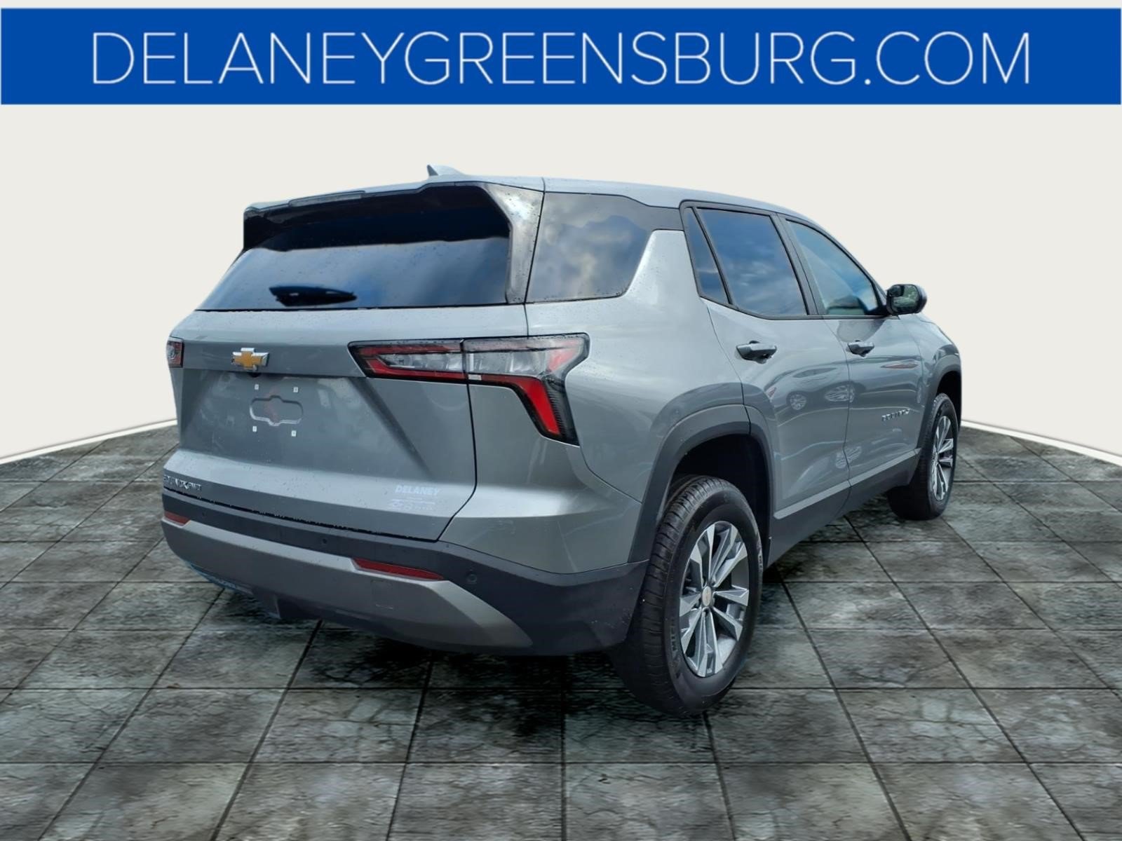 Used 2026 Chevrolet Equinox LT AWD/4WD image 3