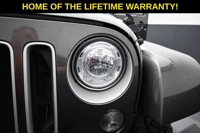 Used 2017 Jeep Wrangler Unlimited Sahara w/ Max Tow Package AWD/4WD image 48