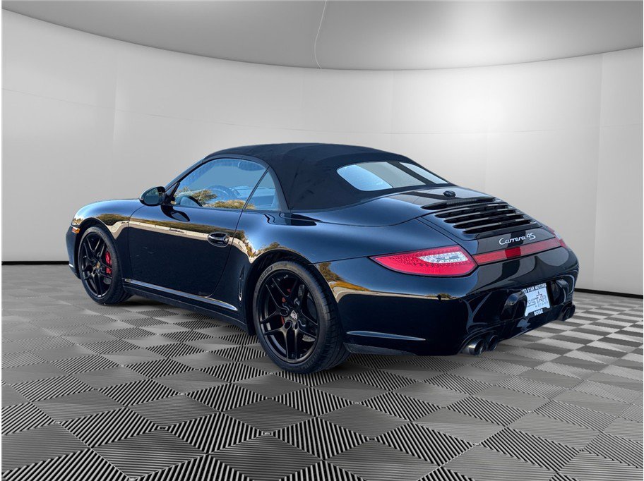 Used 2010 Porsche 911 Carrera 4S image 3