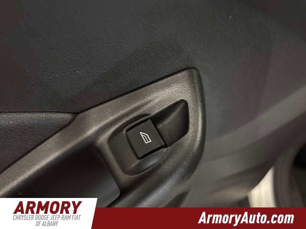 Used 2017 Ford Focus SE w/ Cold Weather Package image 24