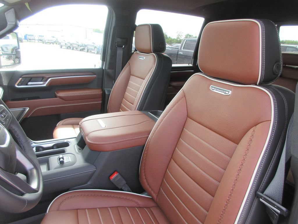 New 2026 GMC Sierra 2500 Denali Ultimate AWD/4WD image 12