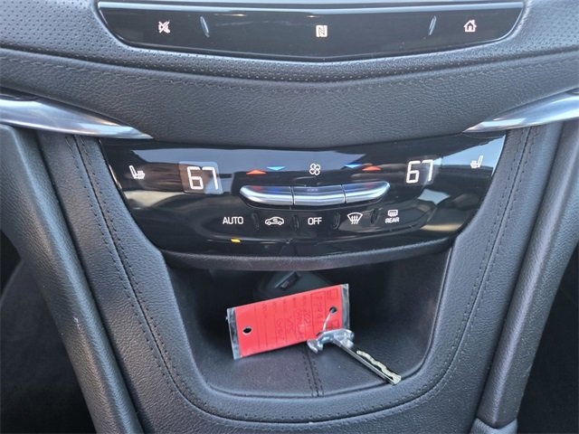 Used 2021 Cadillac XT5 Premium Luxury image 17