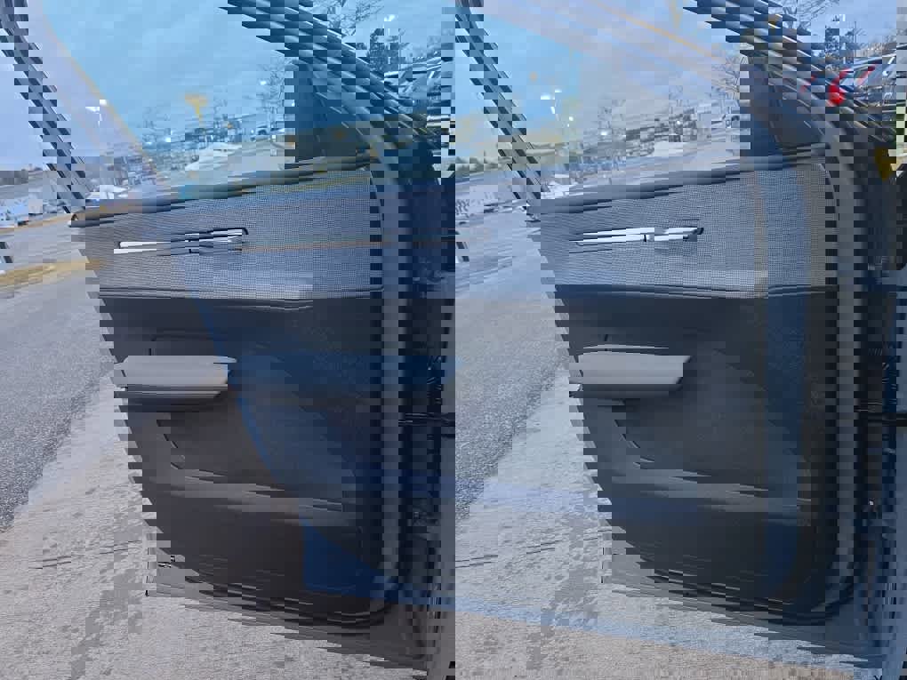 New 2026 Volvo EX30 Cross Country Ultra w/ Protection Package Premier AWD/4WD image 21